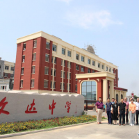 江蘇教育名師團(tuán)隊(duì)蒞臨文達(dá)中學(xué)參觀考察