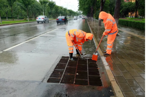雨中的城市，最美的你們